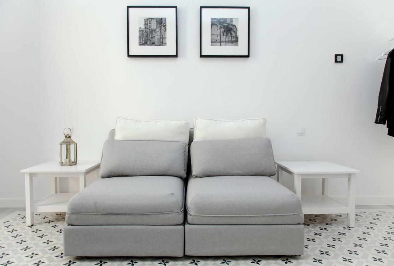 La Blanca Casita Apartment Malaga Bagian luar foto